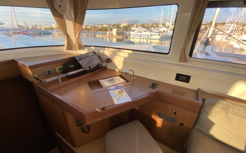 Catamaran 