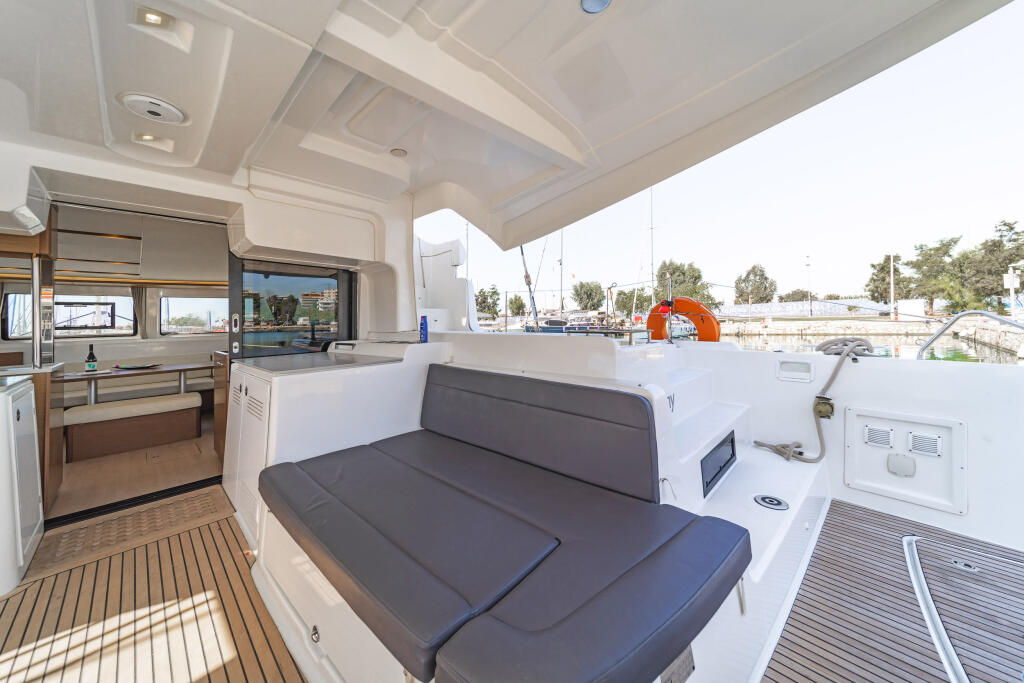 Catamaran 