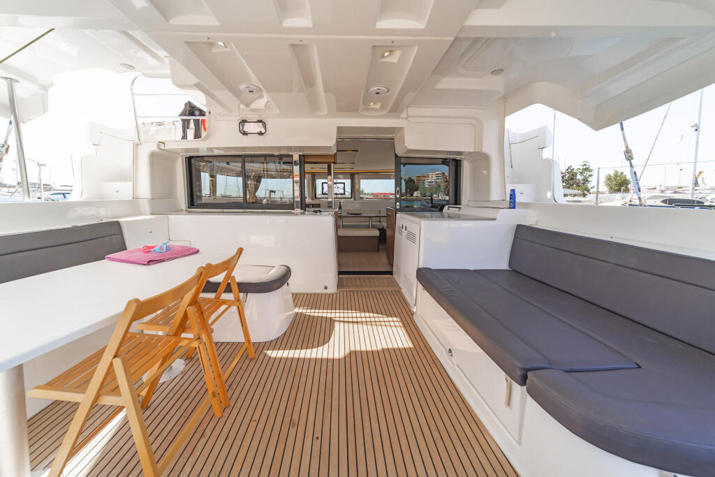 Catamaran 