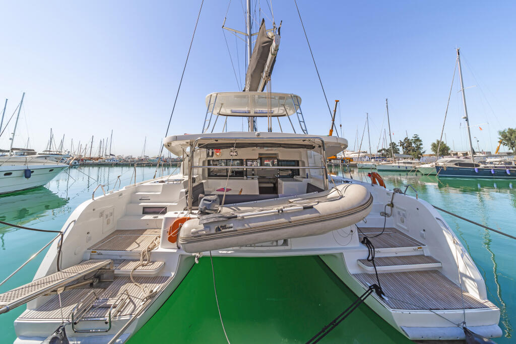 Catamaran 