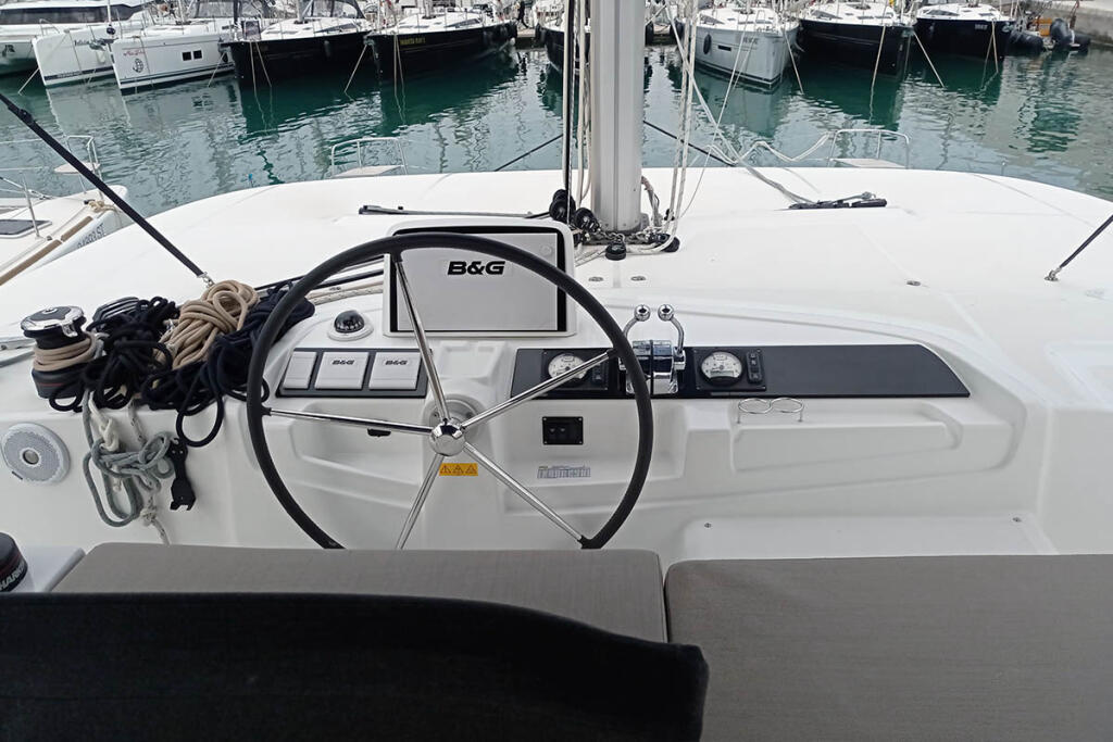 Catamaran 
