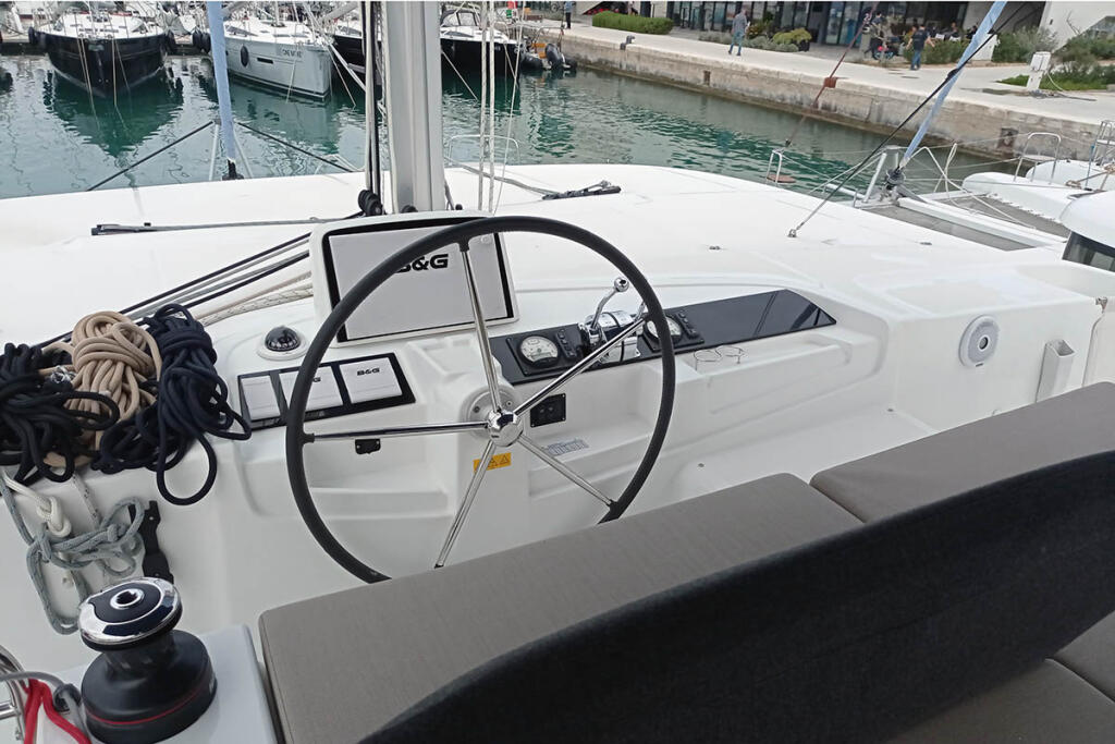 Catamaran 