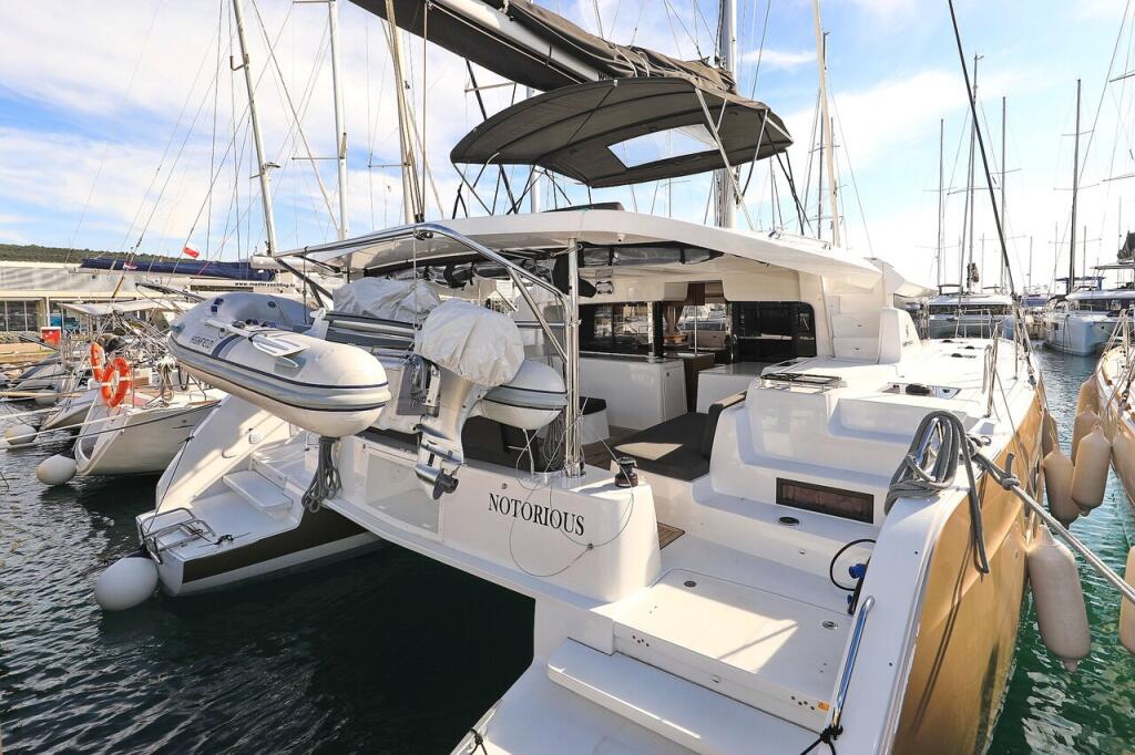 Catamaran 