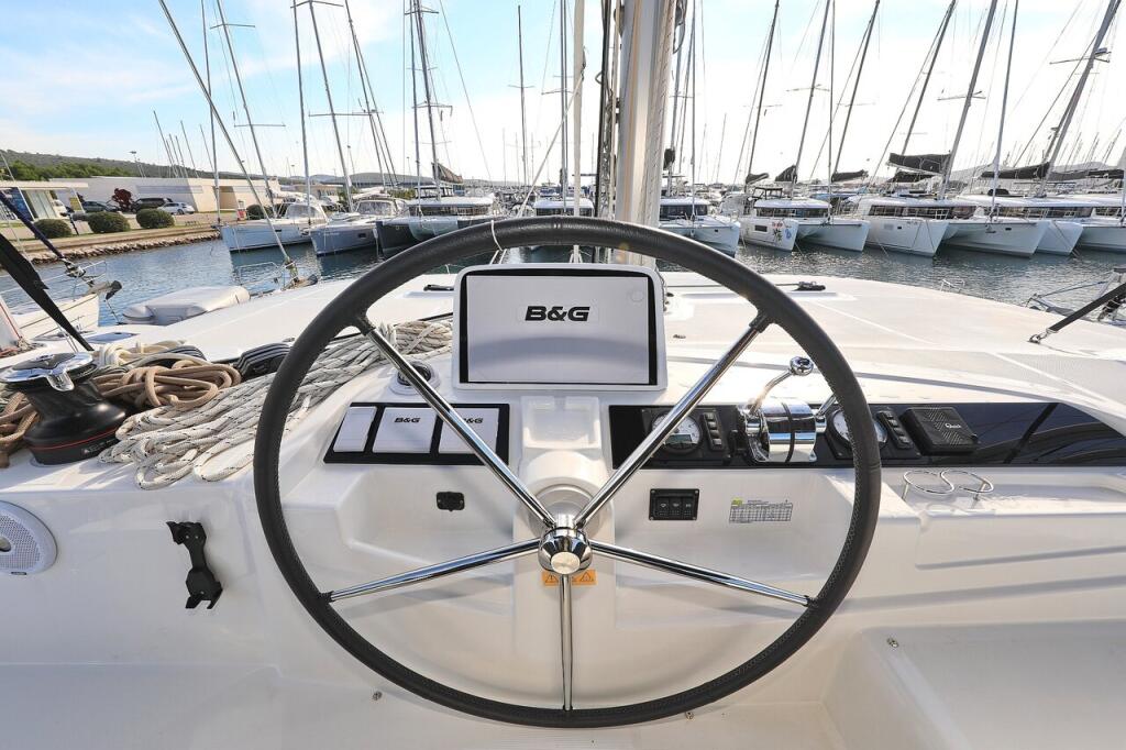 Catamaran 