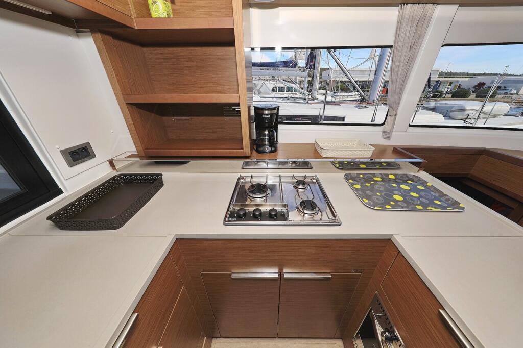 Catamaran 