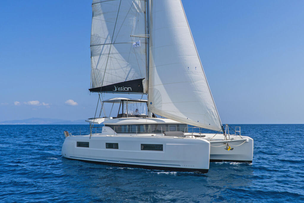 Catamaran 