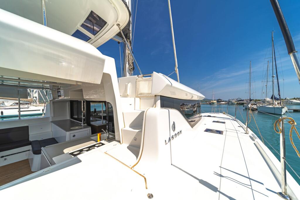Catamaran 