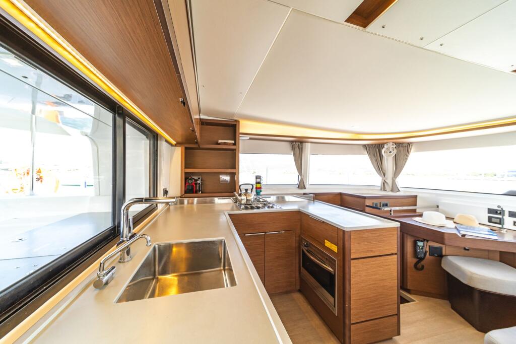 Catamaran 