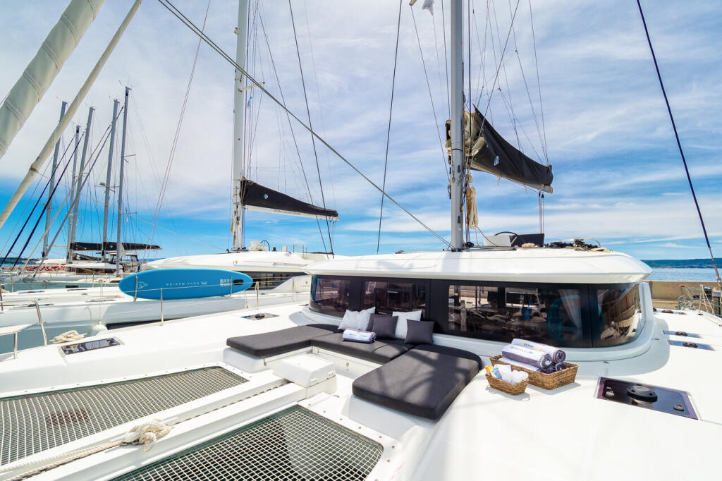 Catamaran 