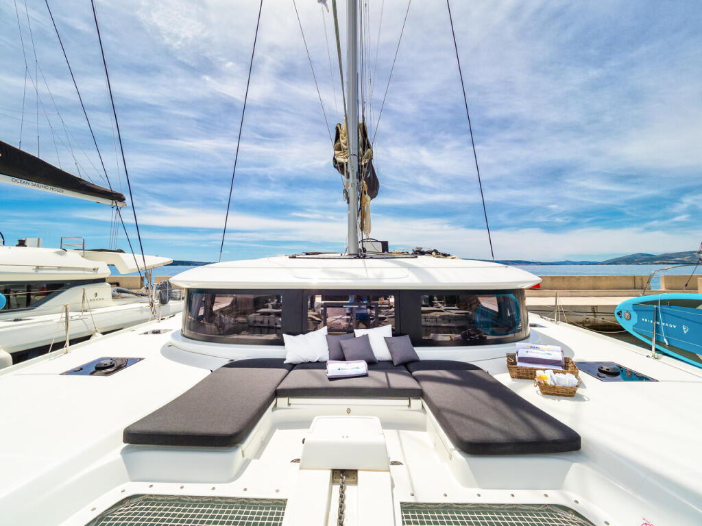Catamaran 