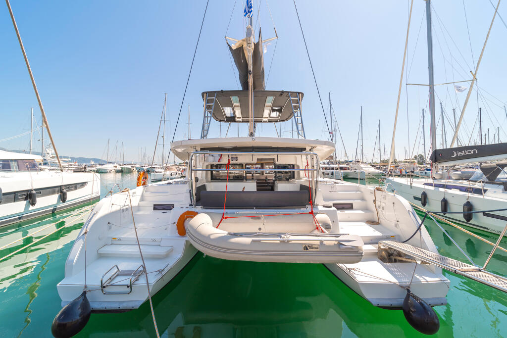 Catamaran 