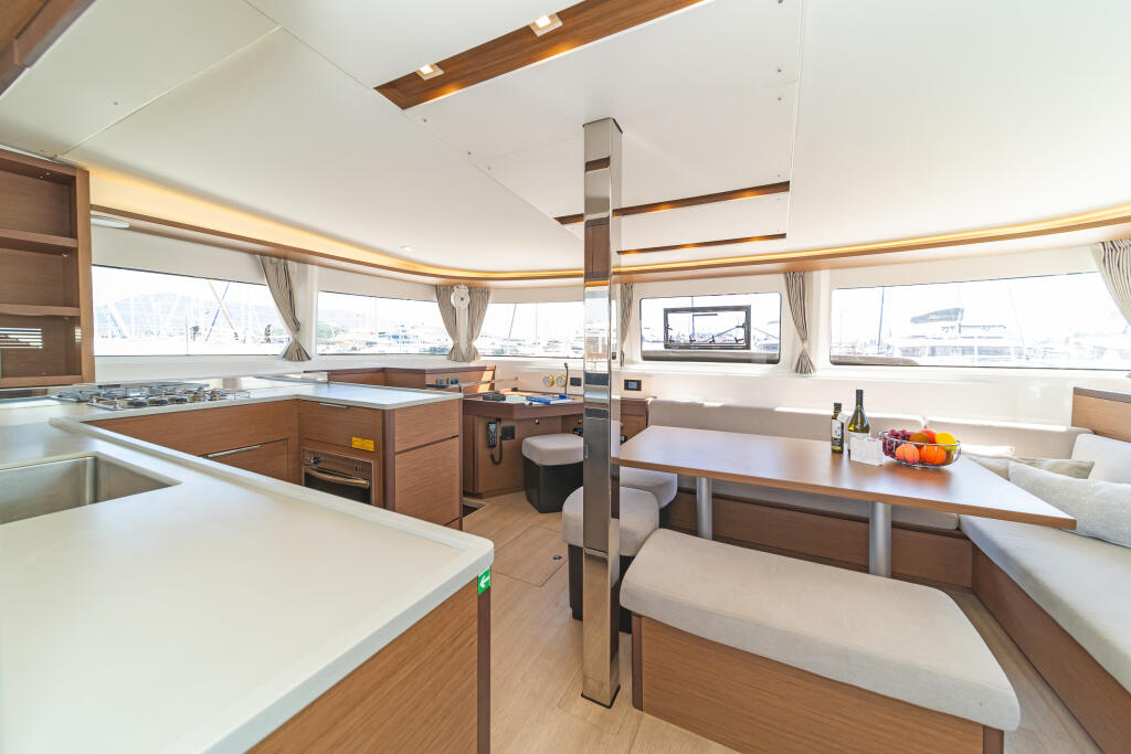 Catamaran 