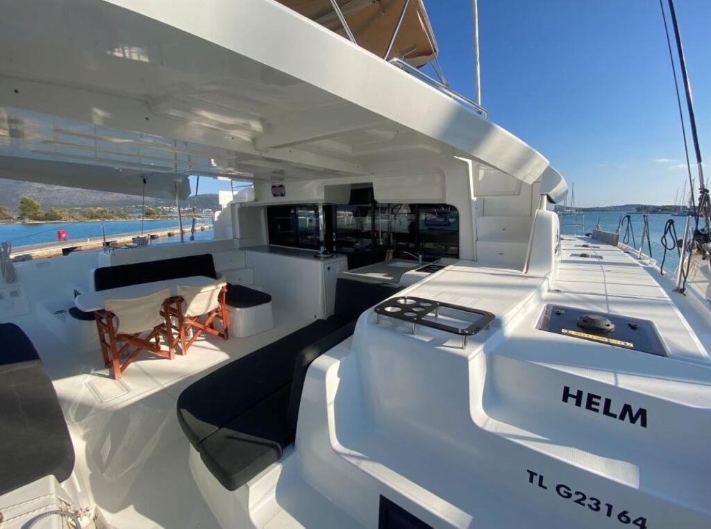Catamaran 
