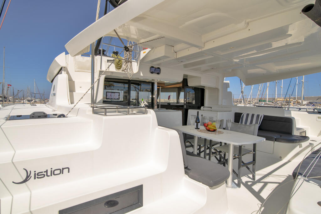 Catamaran 