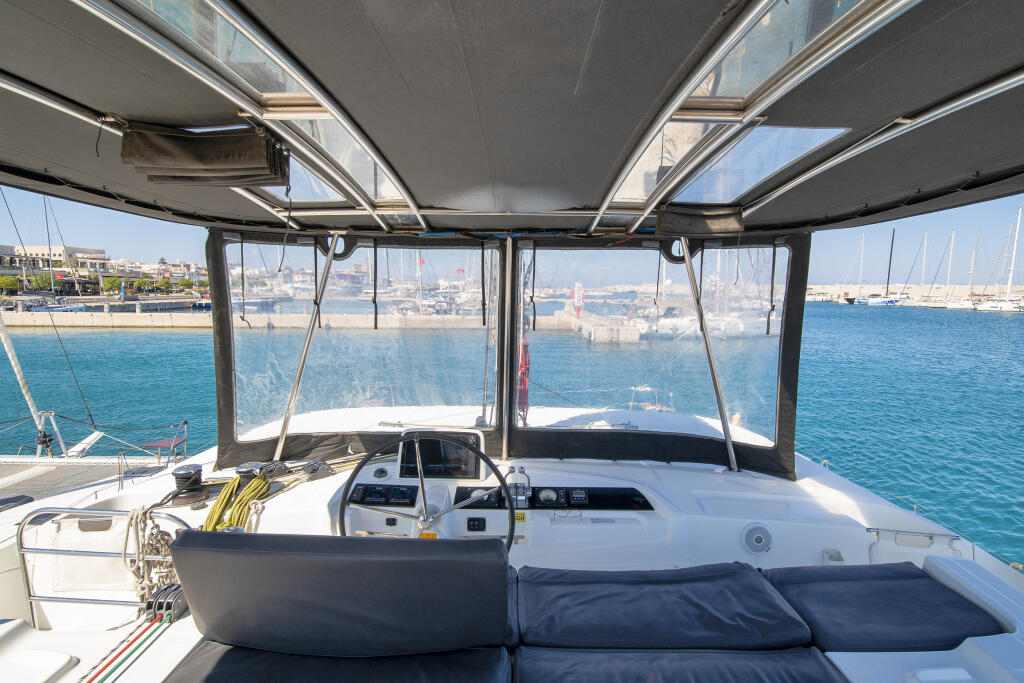 Catamaran 