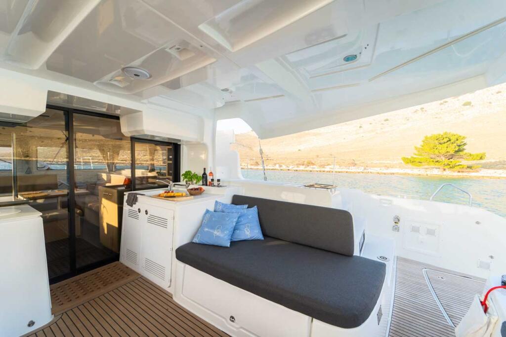 Catamaran 