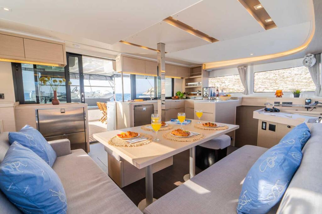 Catamaran 