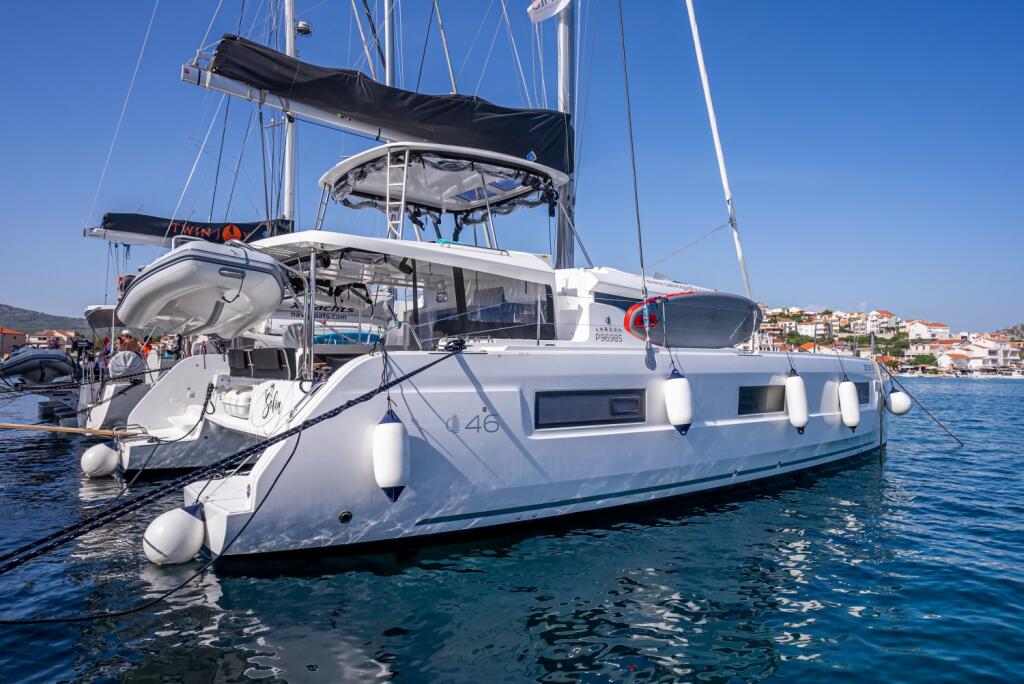 Catamaran 