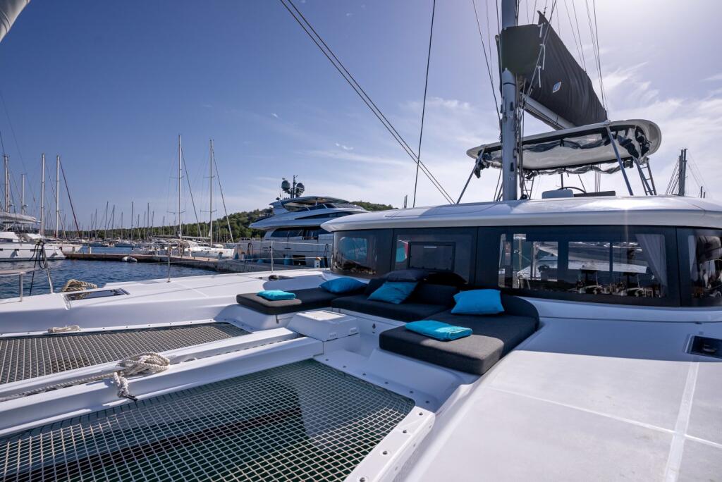 Catamaran 