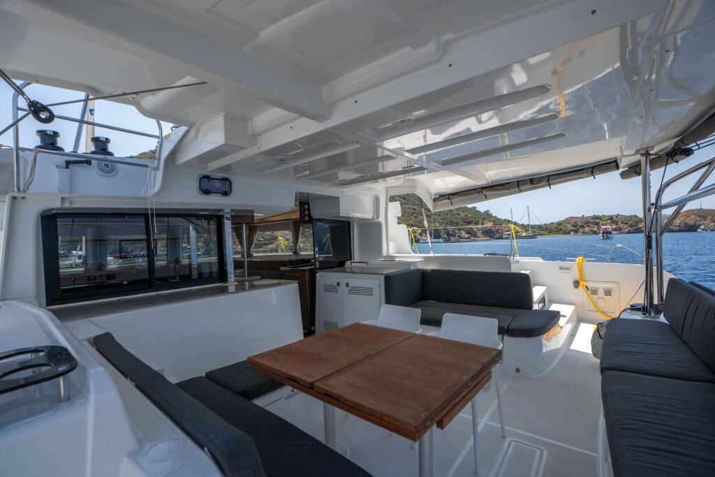 Catamaran 