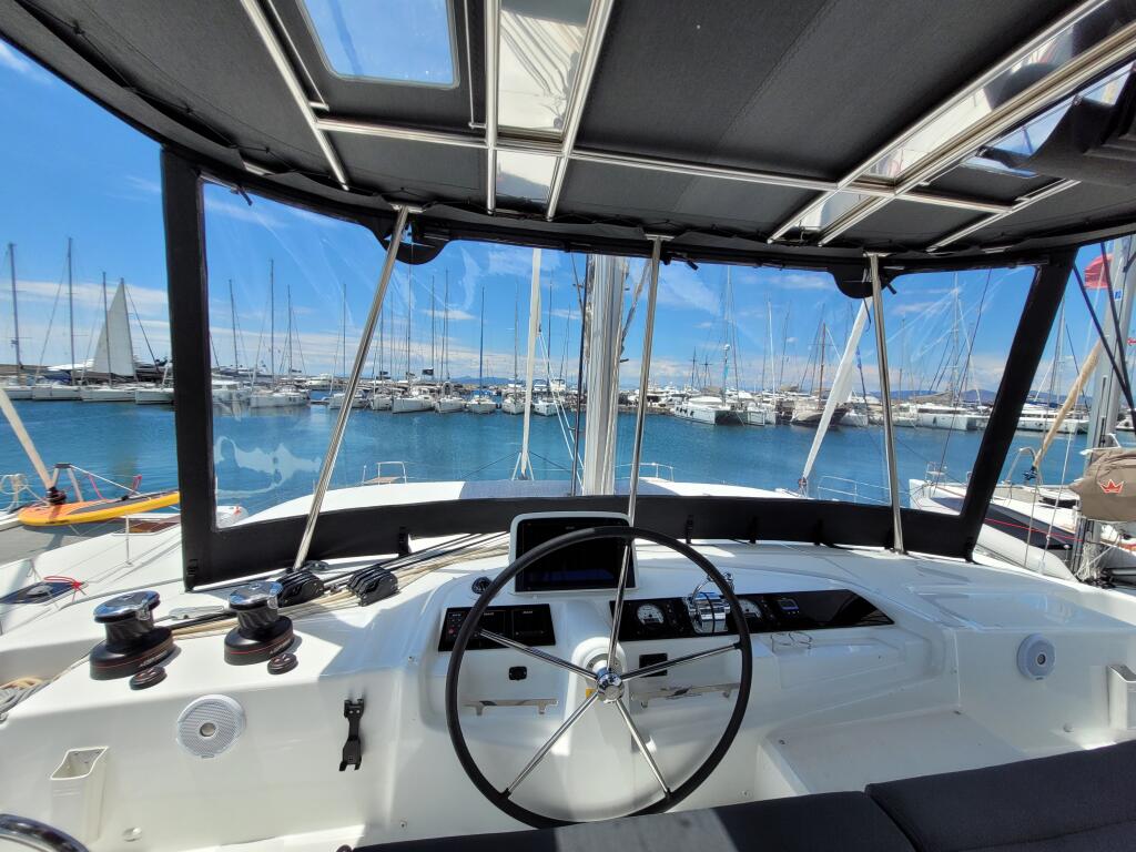 Catamaran 