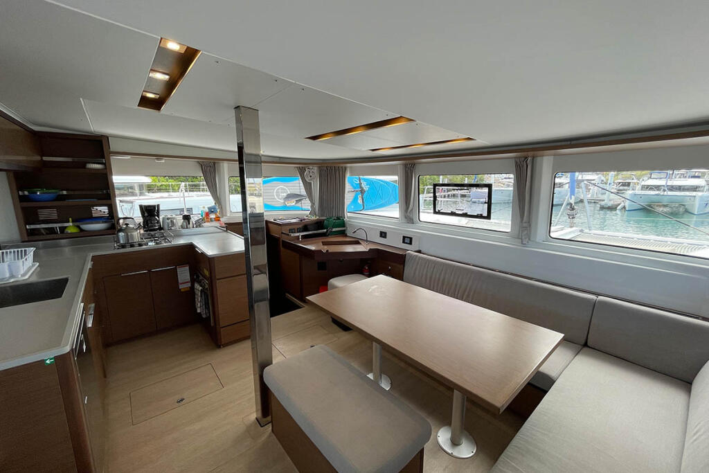 Catamaran 