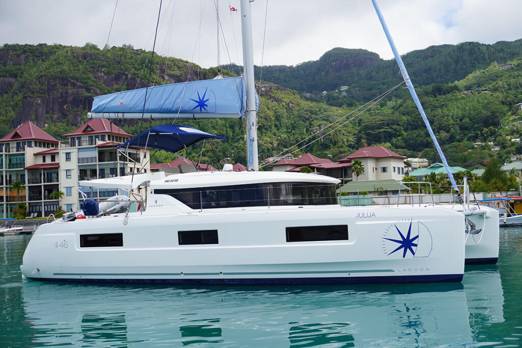 Catamaran 