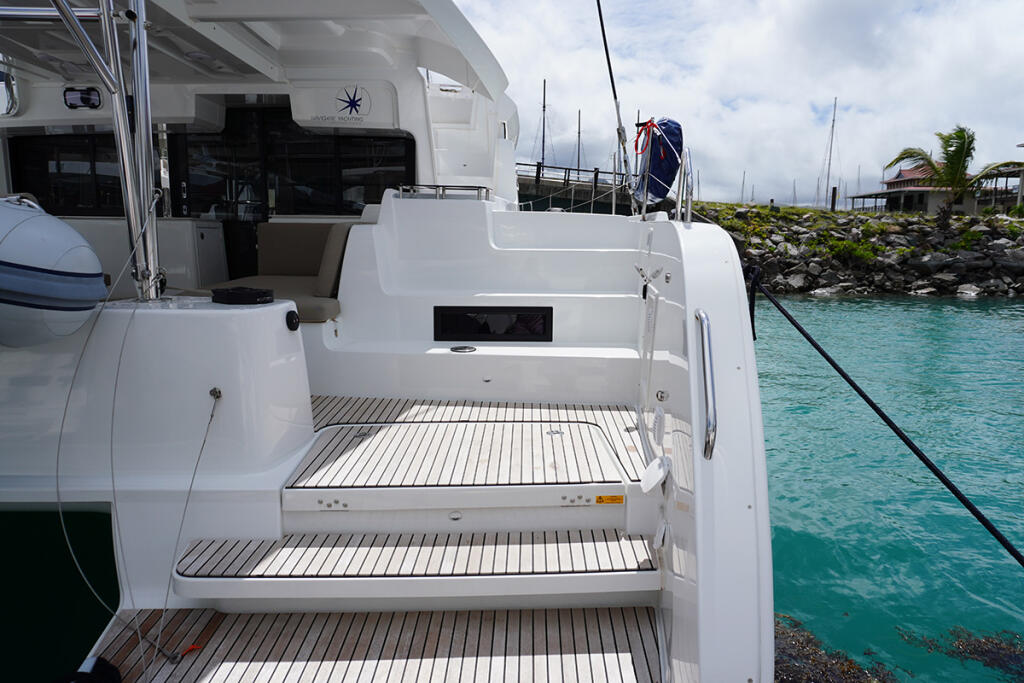 Catamaran 