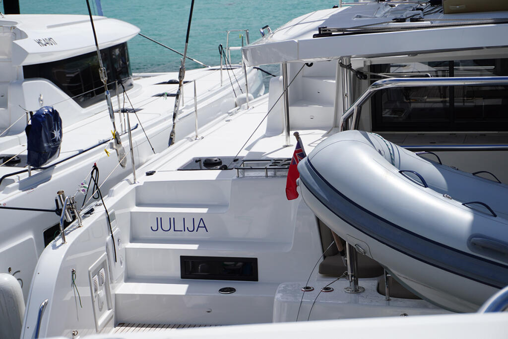 Catamaran 