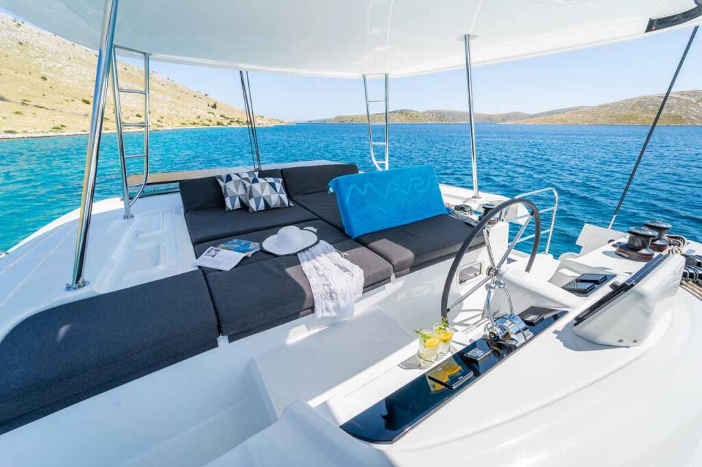 Catamaran 