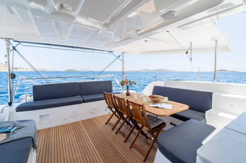 Catamaran 