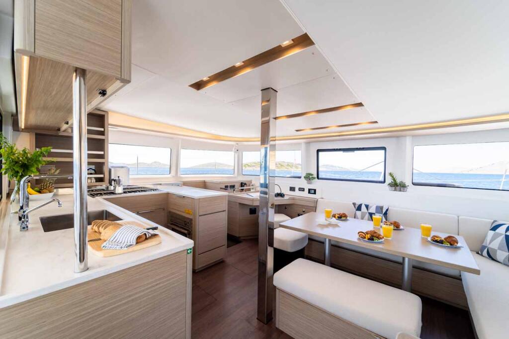 Catamaran 