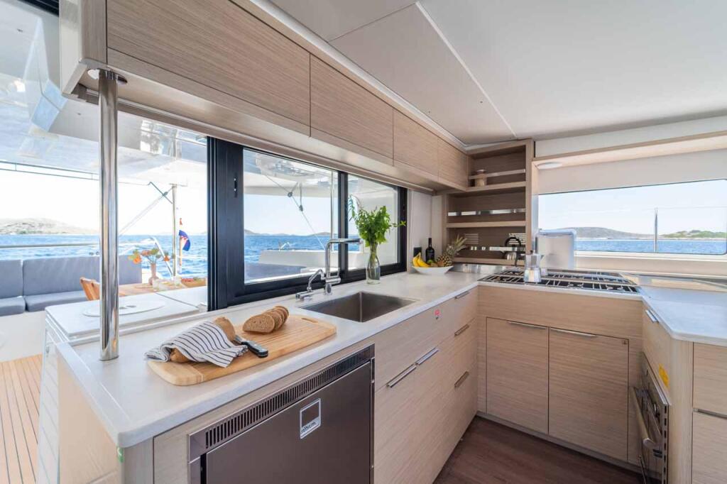 Catamaran 