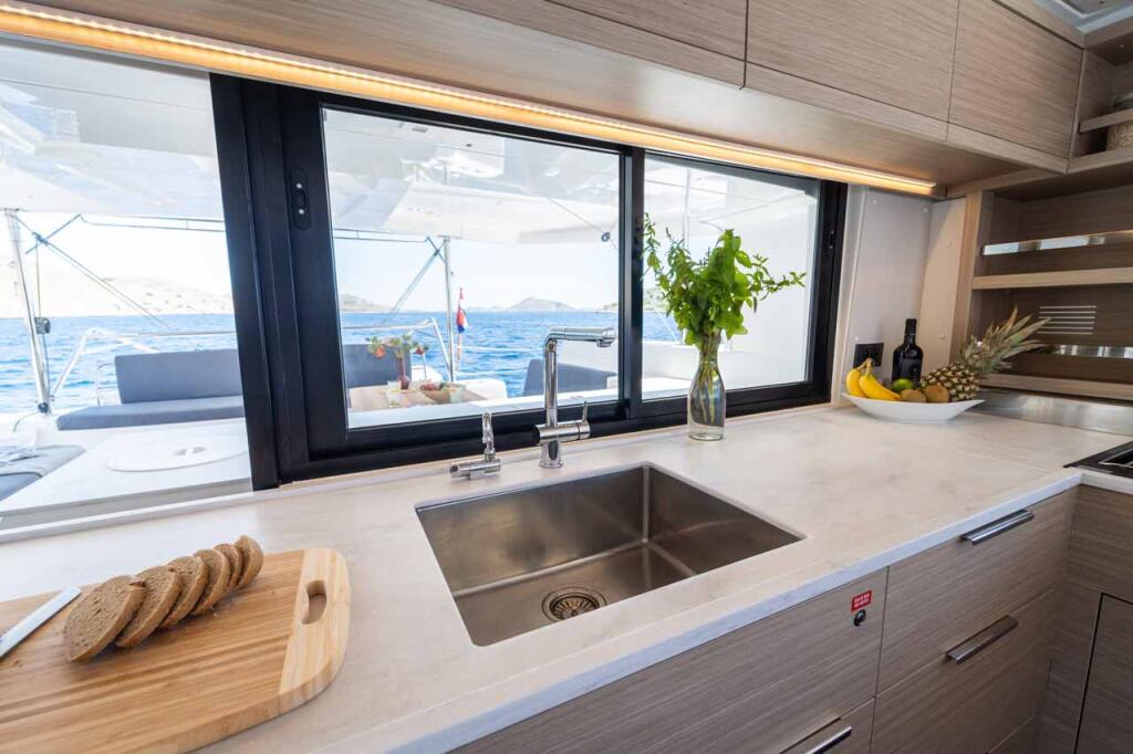 Catamaran 
