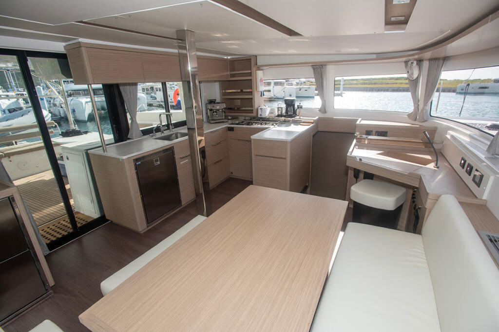 Catamaran 