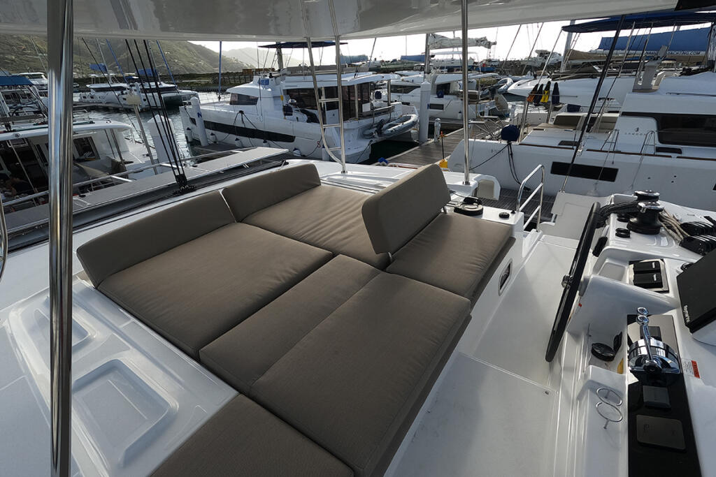 Catamaran 