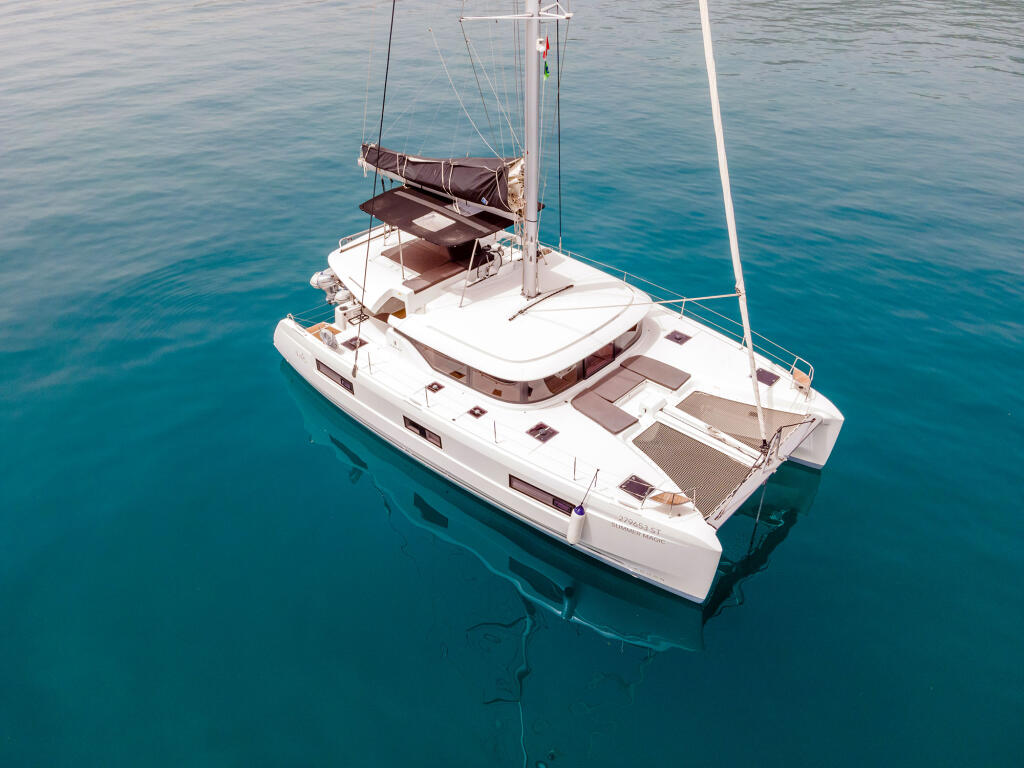 Catamaran 