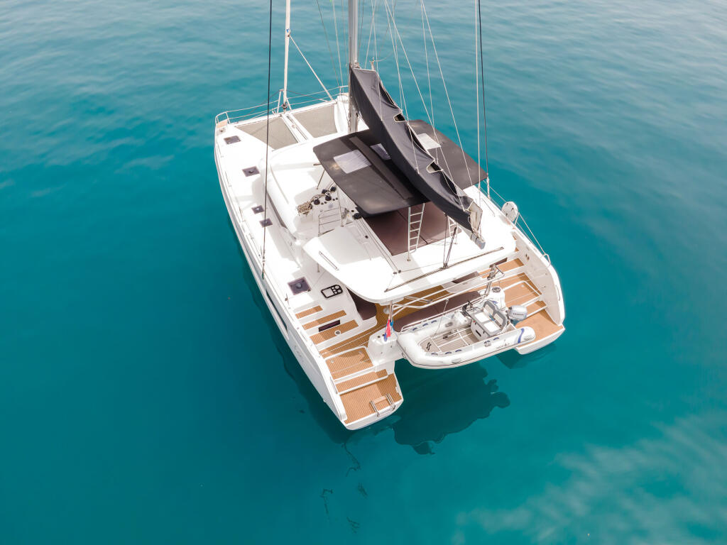 Catamaran 