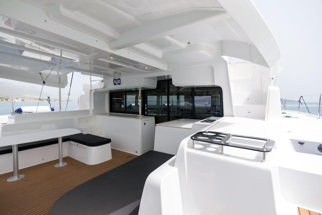 Catamaran 