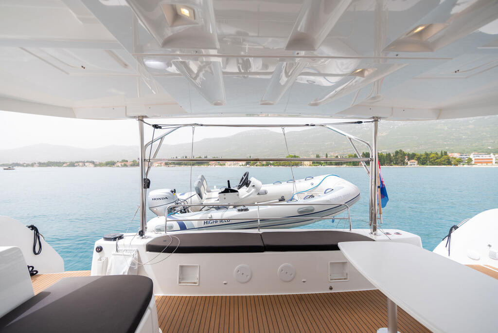 Catamaran 