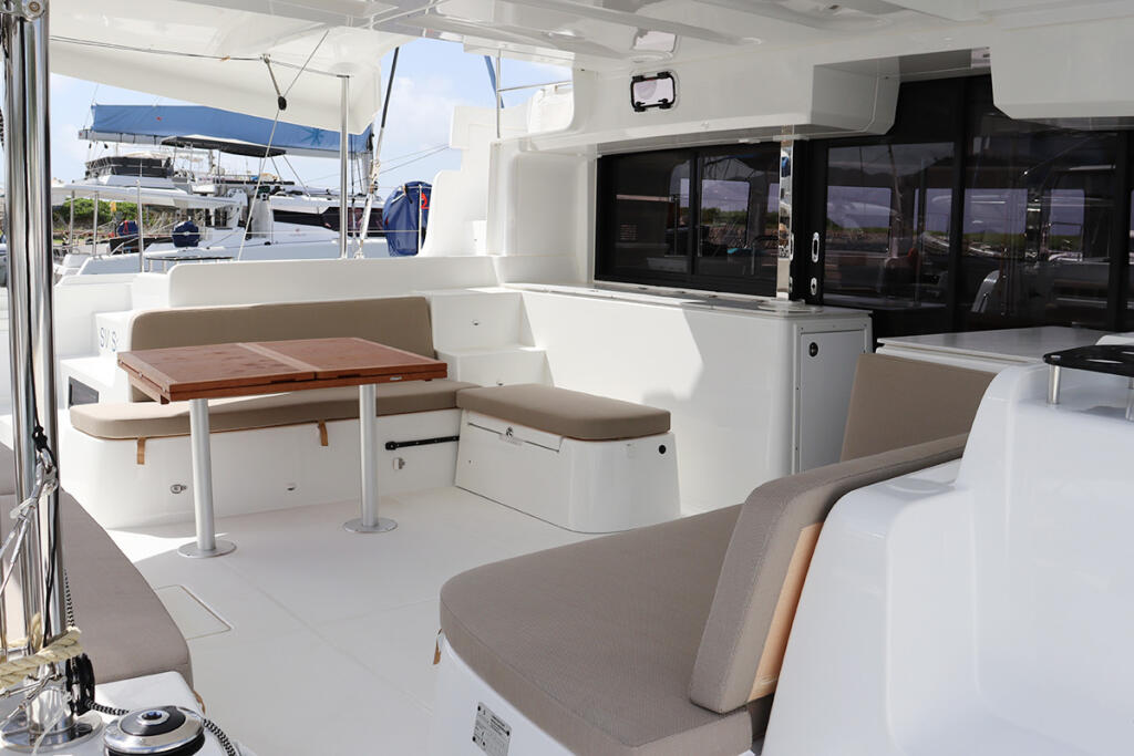 Catamaran 