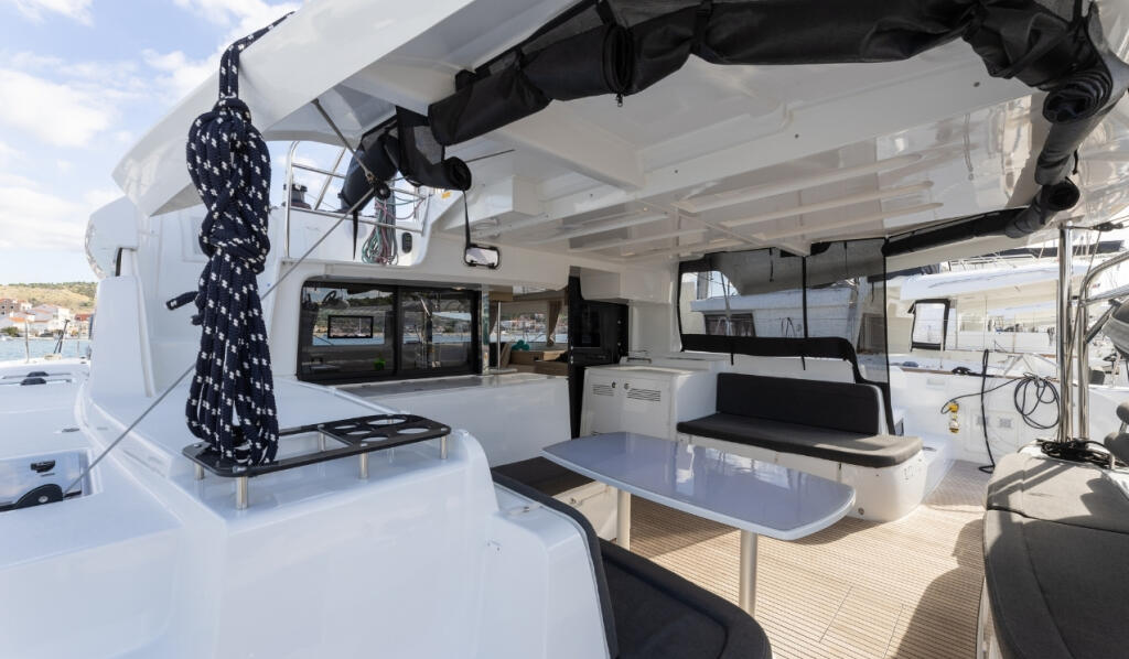 Catamaran 