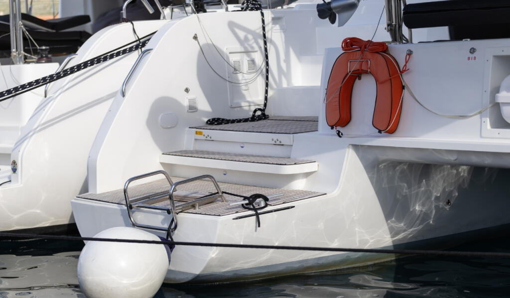 Catamaran 