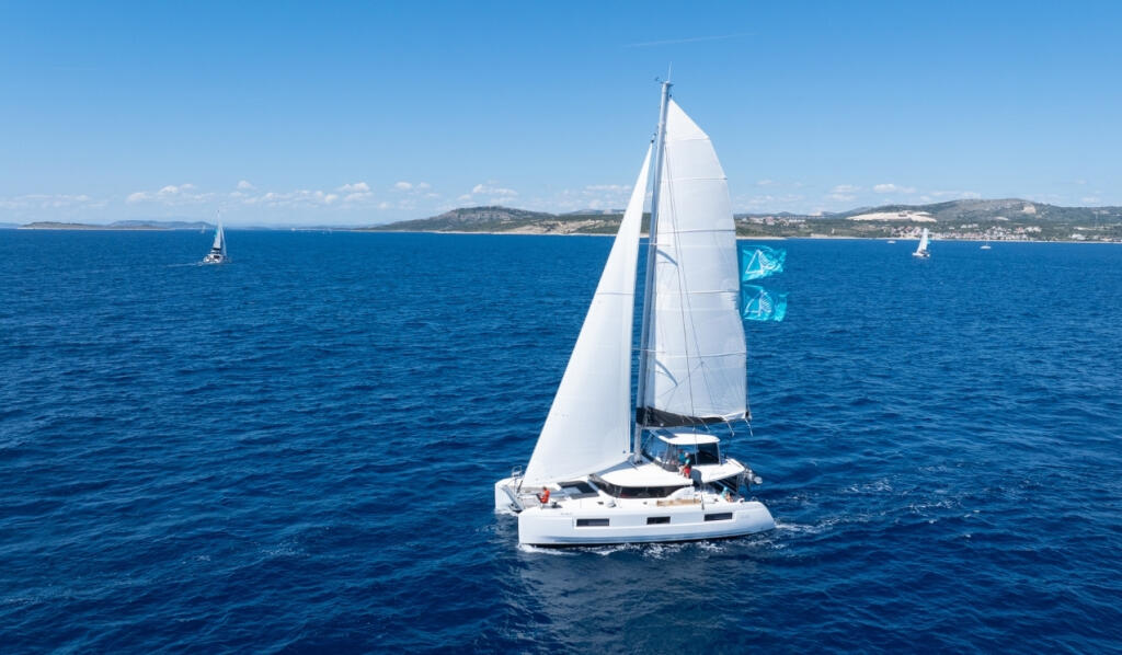 Catamaran 