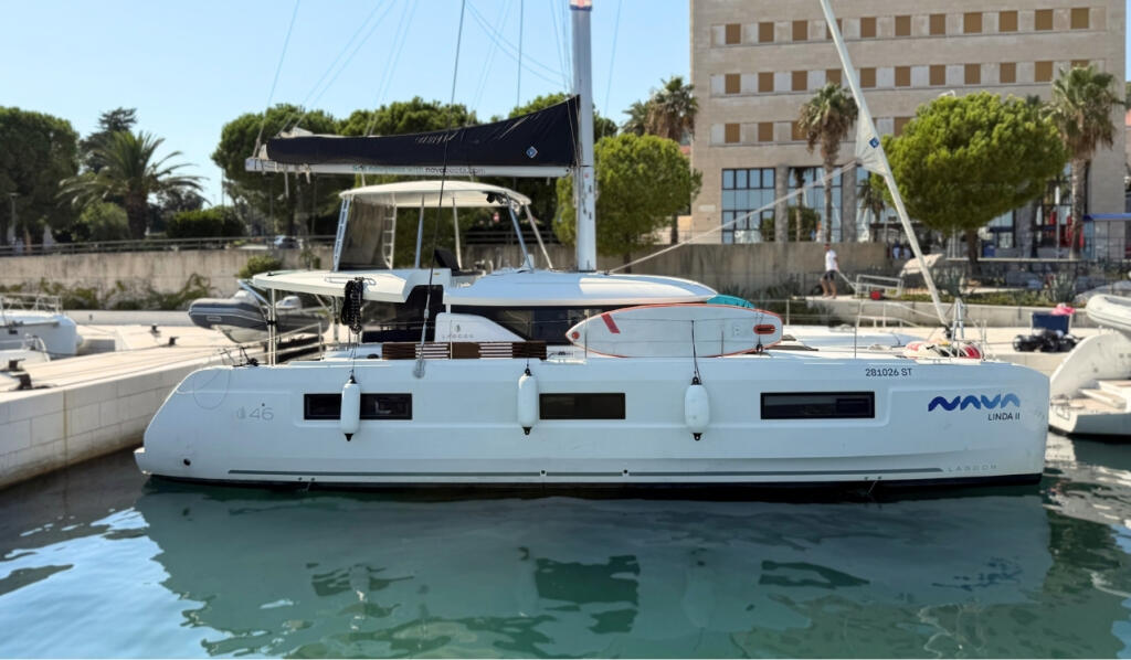 Catamaran 