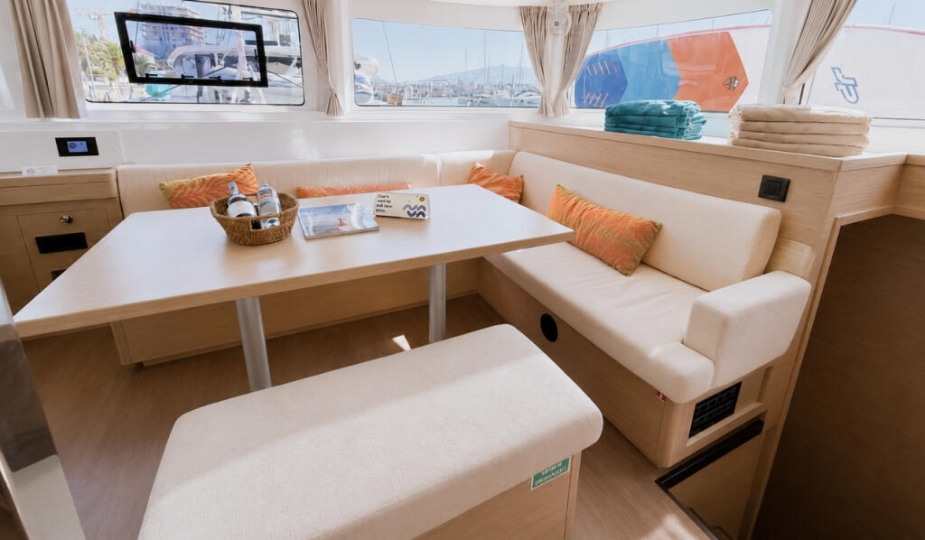 Catamaran 