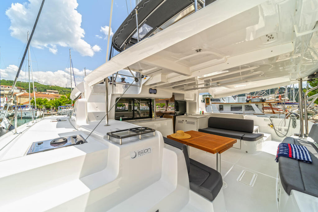 Catamaran 