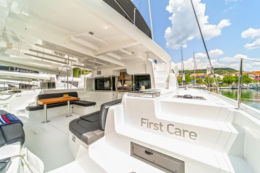 Catamaran 