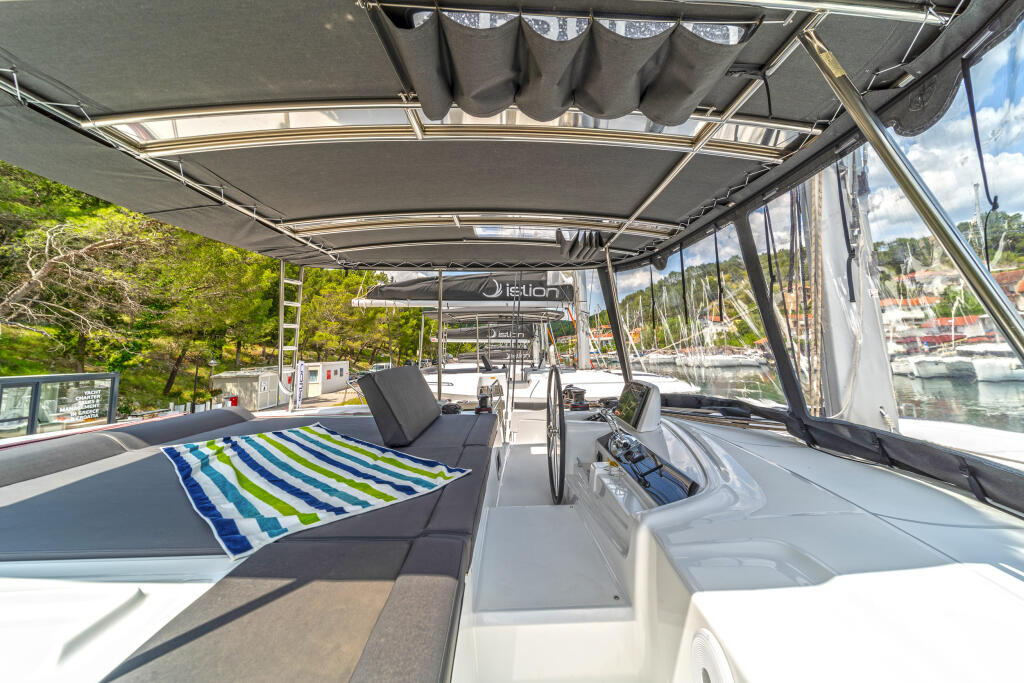 Catamaran 