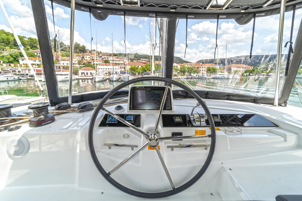 Catamaran 